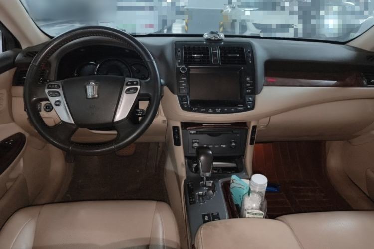Used Toyota Crown 2012 2.5L Royal Comfort Edition Center Console