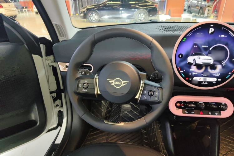 Used MINI Electric MINI COOPER 2025 Model Facelift 466km COOPER E Classic Style