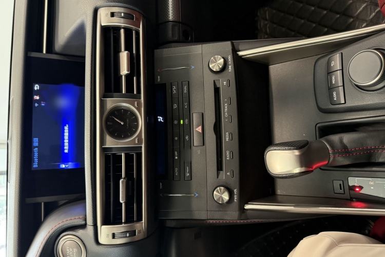 Used Lexus IS 2015 200t F SPORT
