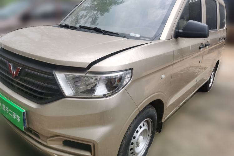 Used Wuling Hongguang V 2019 1.5L Jingqu Version China VI LAR