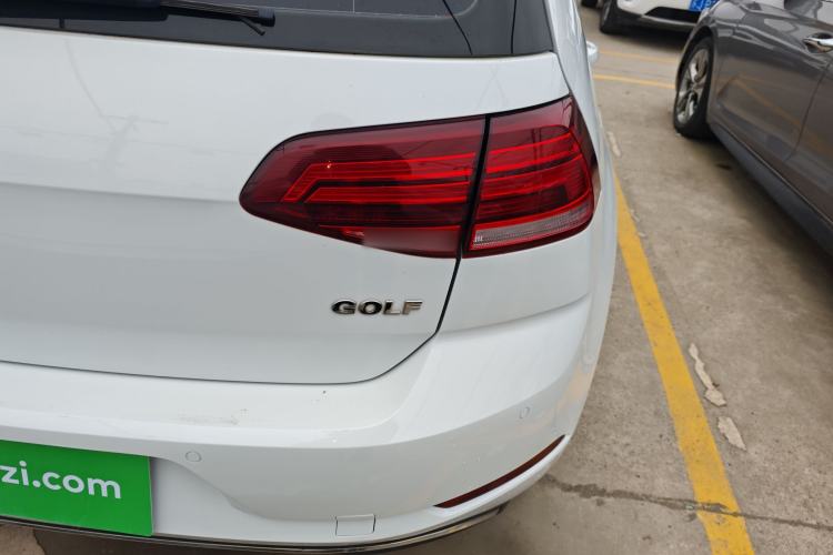 Used Volkswagen Golf 2020 200TSI DSG Comfortable and Ambitious Edition
