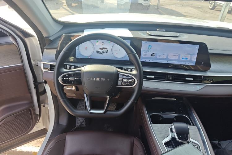 Used Chery Tiggo 8 PLUS 2024 Champion Edition 290TGDI DCT Deluxe Version 5-Seater
