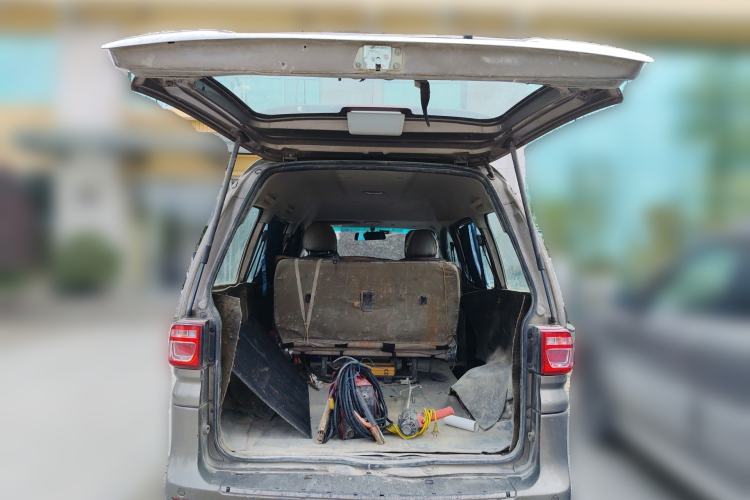 Used FORTHING Lingzhi 2018 M3 1.5L 5-Seat Base Model Trunk