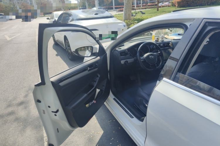 Used Volkswagen Sagitar 2018 280TSI DSG Comfort Model Driver Seat