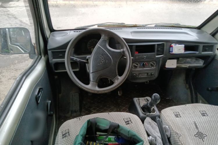 Used Wuling Zhiguang 2013 1.0L Practical Version Steering Wheel