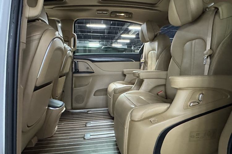 Used Buick GL8 2021 ES Landtrek 653T Luxury Model