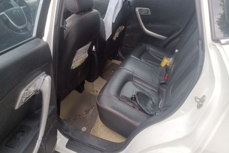 Used Bestune X80 2013 2.0L automatic luxury version