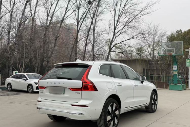 Used Volvo XC60 New Energy 2025 Plug-in Hybrid Long-Range All-Wheel Drive Smart Luxury Edition