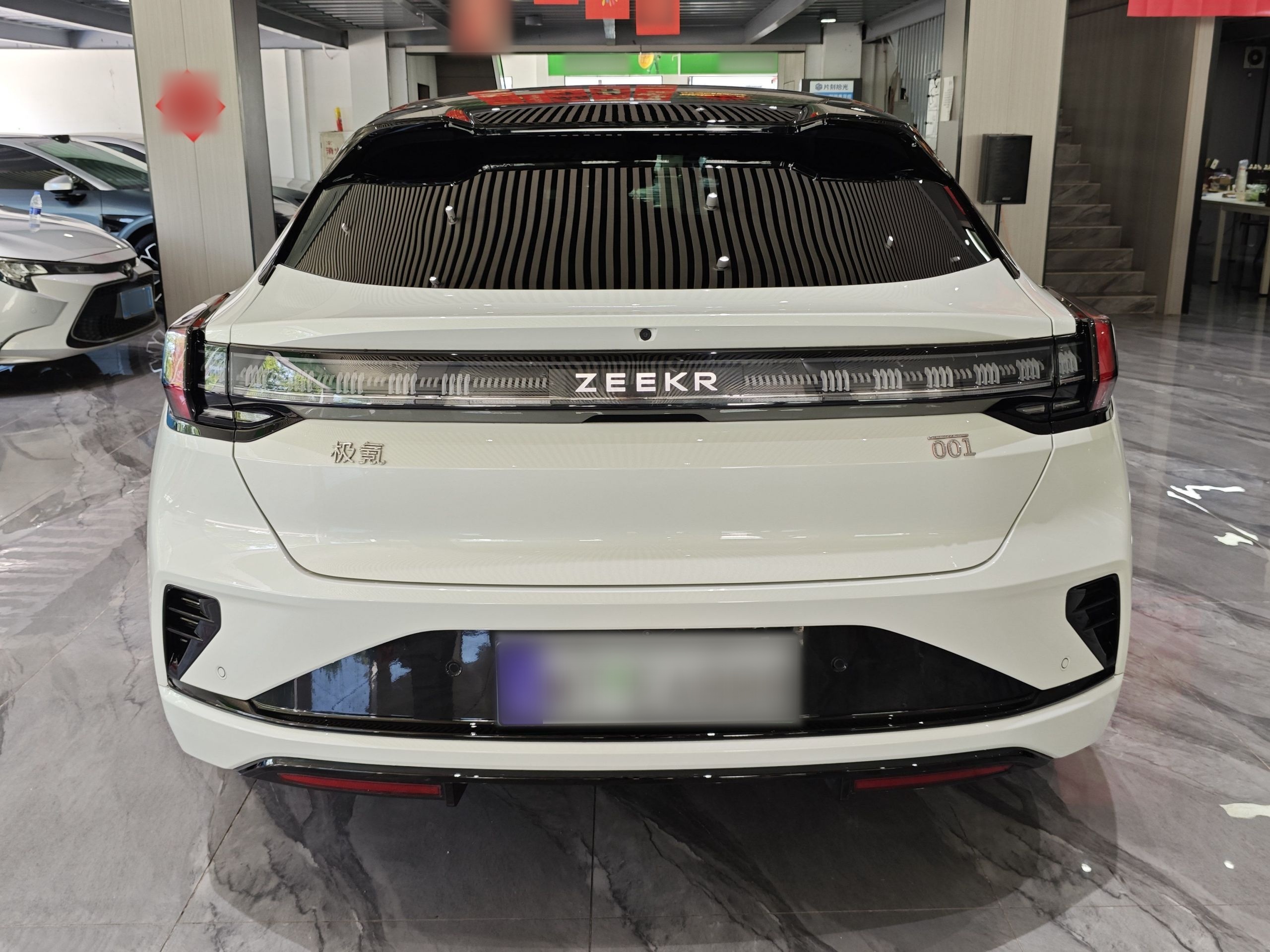 Zeekr 001 2026 Model 103° Four-Wheel Drive Ultra+ Version — снимка 20