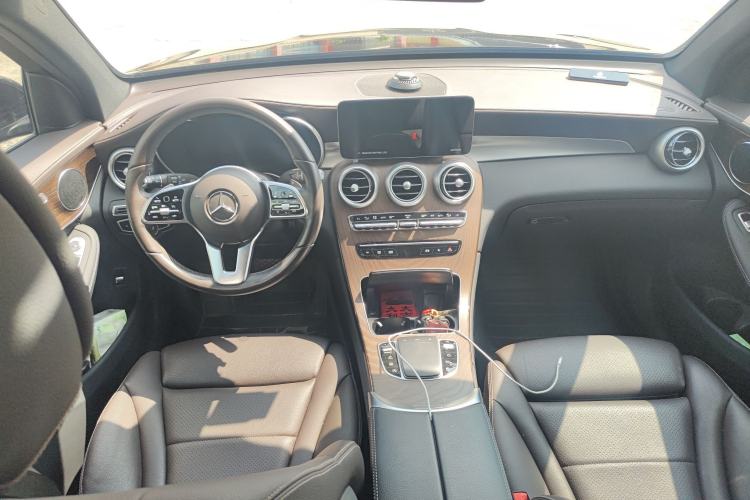 Used Mercedes-Benz GLC 2022 Refreshed GLC 300 L 4MATIC Dynamic Edition
