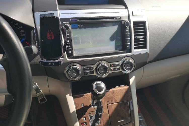 Used Mazda Mazda 8 2013 2.5L Deluxe Edition