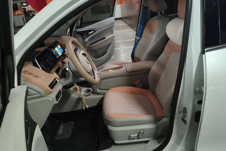 Used ORA Good Cat 2024 401 km Luxury Version 126 kW Left Front Seat