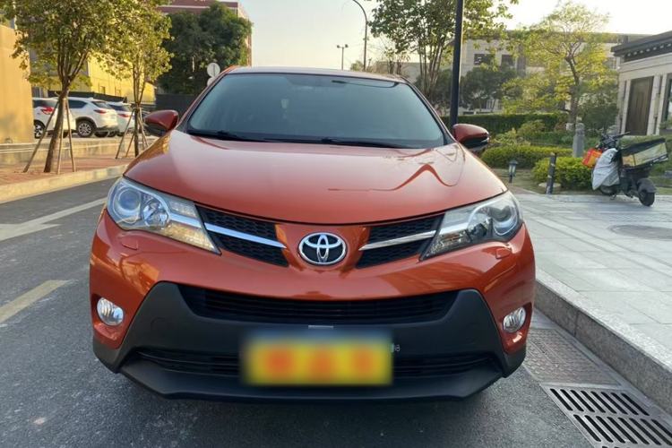 Used Toyota RAV4 2015 2.5L Automatic 4x4 Elite Edition Exterior 4