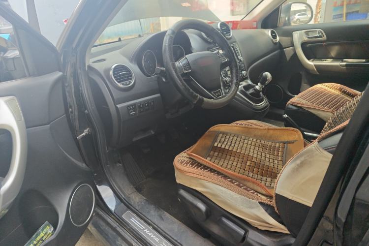 Used Haval H6 2015 Upgraded Model 1.5T Manual Two-Wheel Drive Elite Version