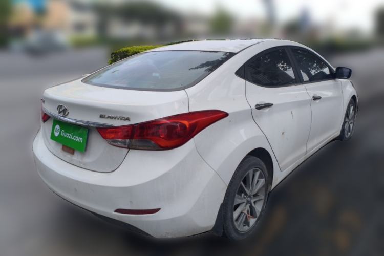 Used Hyundai Elantra (5th Generation / Langdong) 2015 1.6L Automatic Luxury Model Rear Right 45 Deg