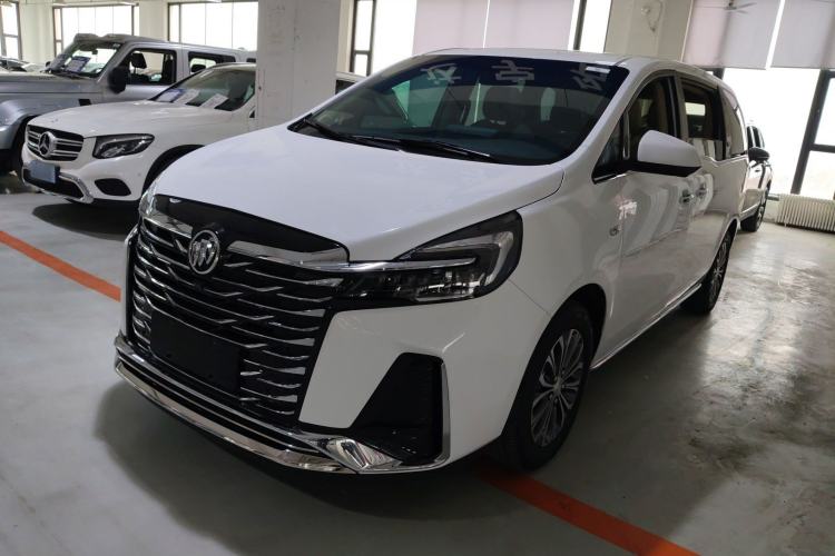 Used Buick GL8 2023 Facelifted Land Cruiser Executive Luxury Version