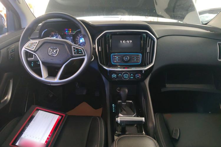 Used JMC Yusheng S350 2016 2.0T Automatic All-Wheel Drive Gasoline Luxury Version with Sunroof 5 Seats
