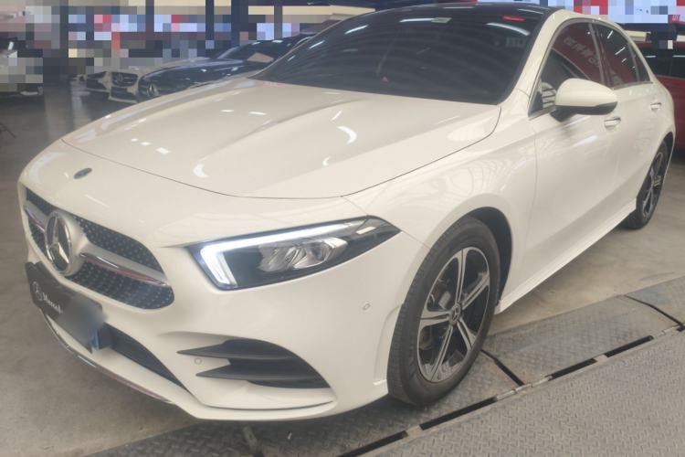 Used Mercedes-Benz A-Class 2022 Revised Version A 200 L Sport Sedan Fashionable Style