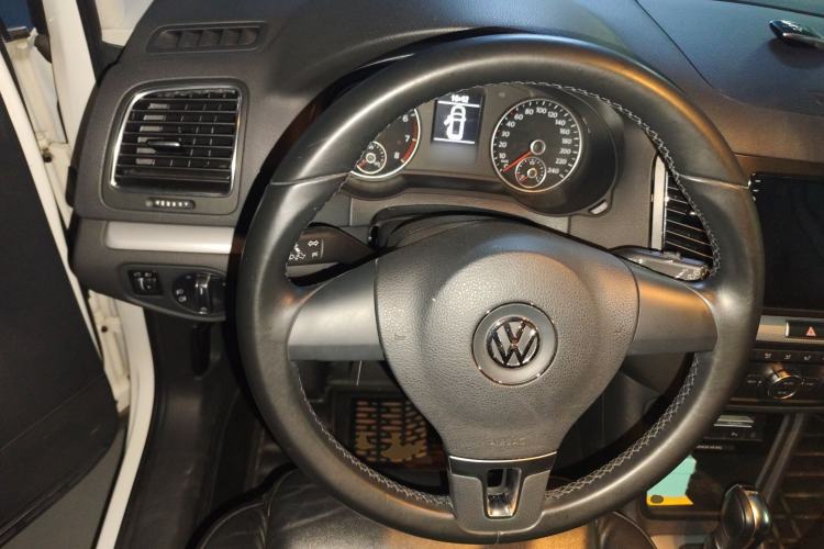Used Volkswagen Sharan 2013 1.8TSI Standard Model
