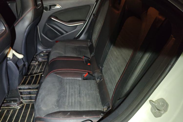 Used Mercedes-Benz CLA 2015 CLA 220 4MATIC
