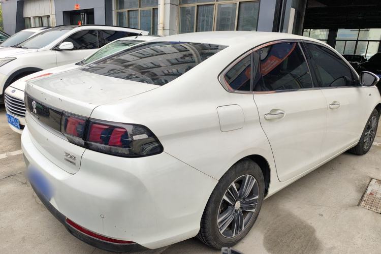 Used Peugeot 308 2016 230THP Automatic Luxury Edition Rear Right 45 Deg