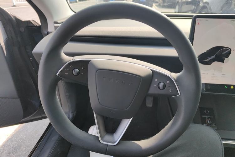 Used Tesla Model 3 2023 Rear-Wheel-Drive Version
