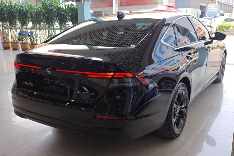 Used Honda Accord 2025 260TURBO Luxury Edition Rear Right 45 Deg