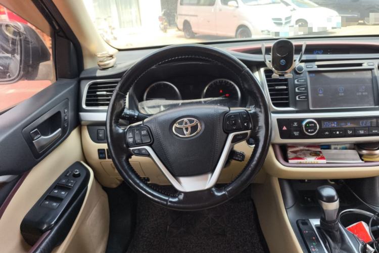 Used Toyota Highlander 2015 2.0T Four-Wheel Drive Ultimate Edition 7-Seater