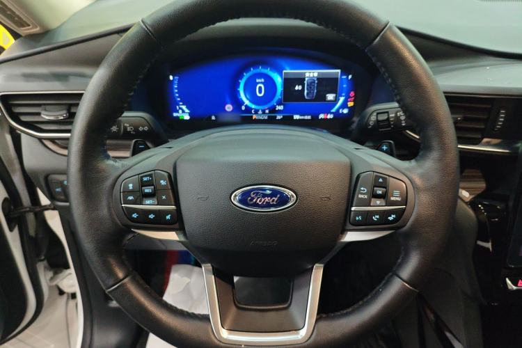 Used Ford Explorer 2020 EcoBoost 285 4x4 Titanium Edition 6 Seats
