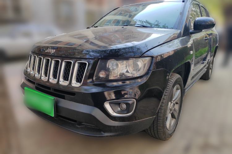 Used Jeep Compass 2014 2.4L four-wheel drive sport version