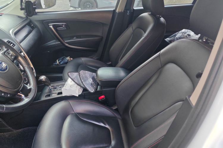 Used Bestune X80 2013 2.0L automatic luxury version