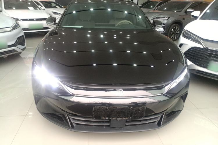 Used BYD Han 2025 DM-i Intelligent Driving Edition 125KM Prestige Model
