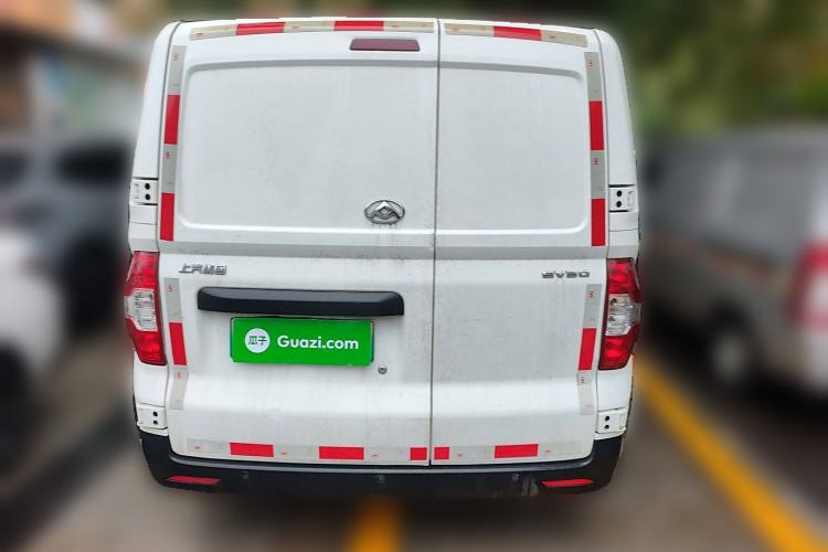 Used SAIC MAXUS EV30 2022 Pure Electric Smart Logistics Expert with Short Wheelbase Guoxuan