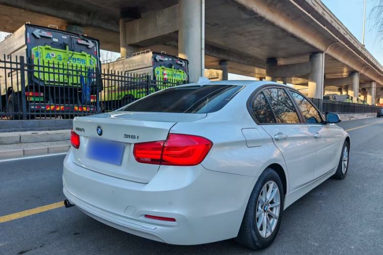 Used BMW 3 Series 2016 316i Fashion Model