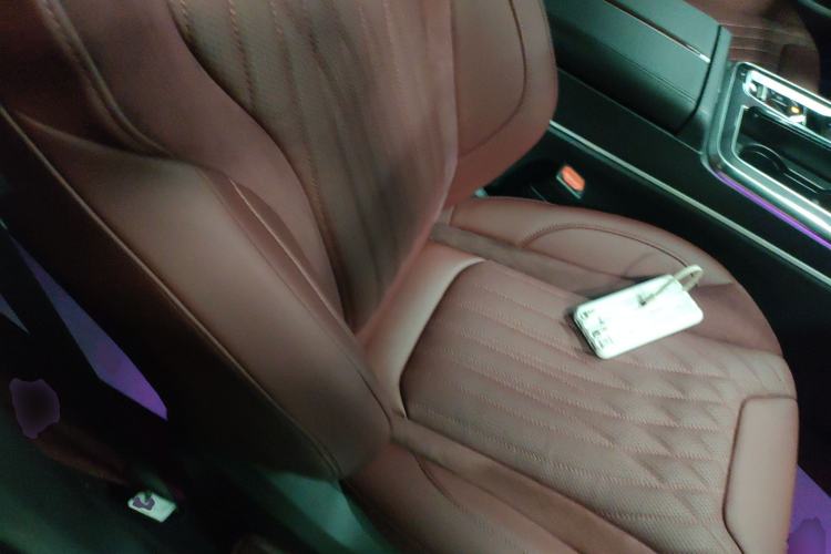 Used Hongqi HS5 2023 2.0T Qixiang Pro Edition
