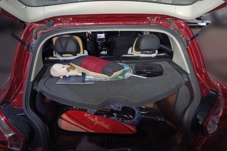 Used Nissan Tiida 2014 1.6L CVT Smart Model Trunk