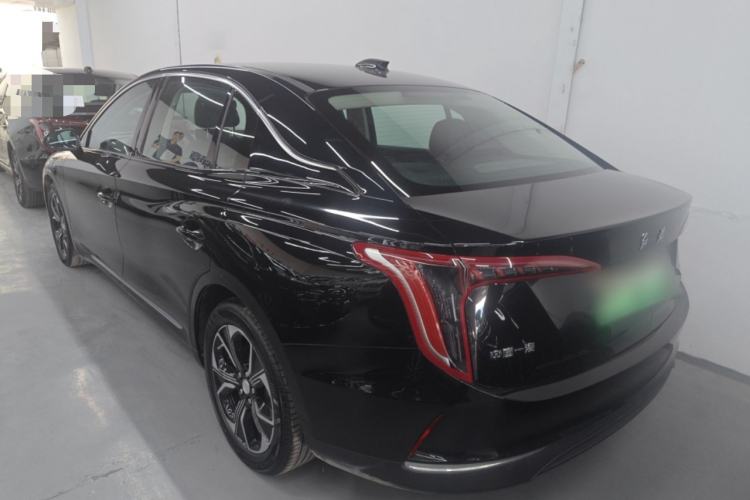 Used Hongqi E-QM5 2023 Base Travel Edition