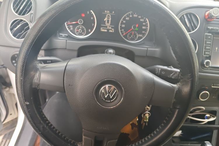 Used Volkswagen Tiguan 2012 1.8TSI Automatic Two-Wheel Drive Urban Edition Steering Wheel