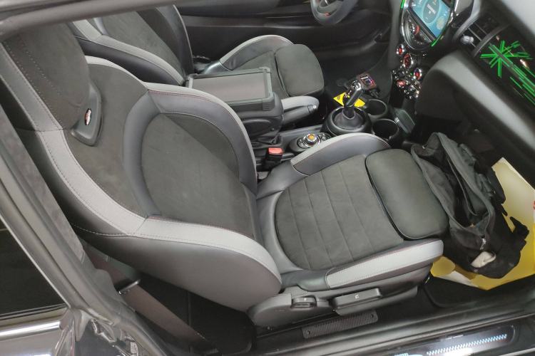 Used MINI JCW 2020 2.0T JOHN COOPER WORKS ALL-IN