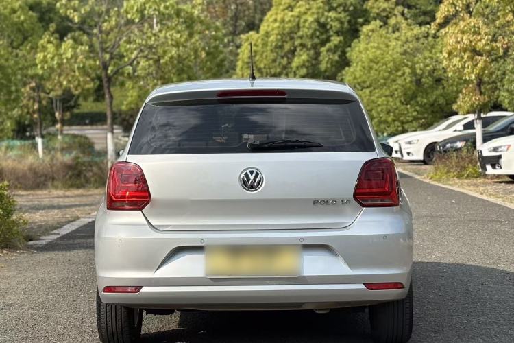 Used Volkswagen Polo 2014 1.6L Automatic Comfort Edition
