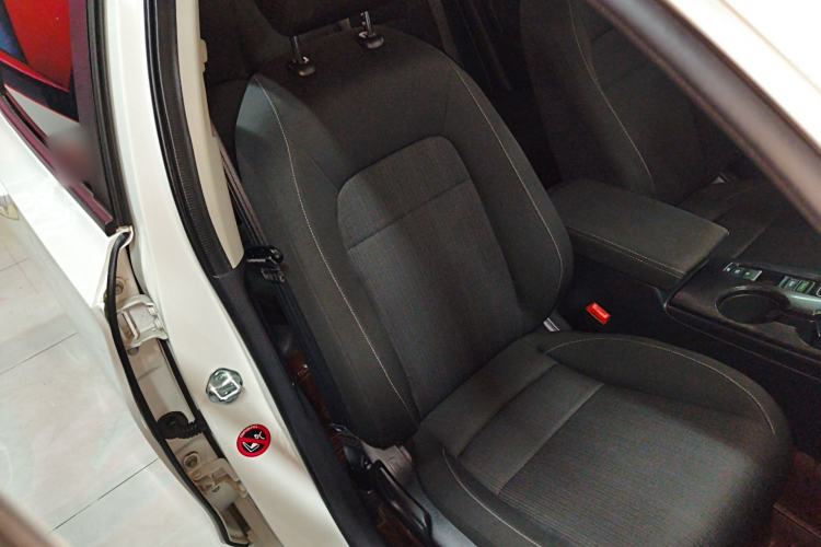 Used Honda Civic 2023 240TURBO CVT Dynamic · Center Stage Special Edition Right Front Seat