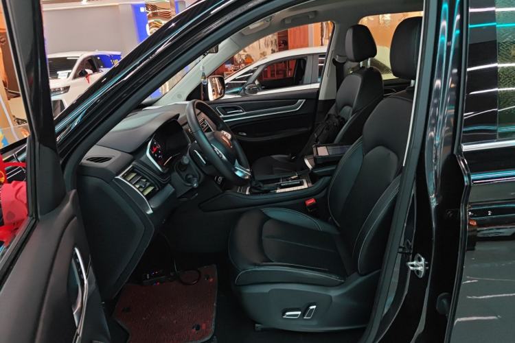 Used Roewe RX8 2018 30T Two-Wheel Drive Flagship Edition