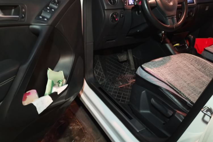 Used Volkswagen Tiguan 2016 280TSI Automatic Two-Wheel-Drive Silk Road Style Edition Driver Seat