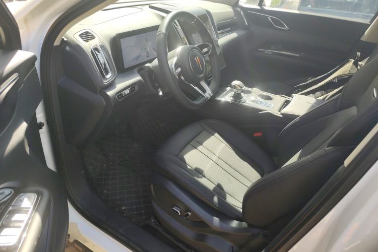 Used Hongqi HS3 2023 1.5T Two-Wheel Drive Shanwei Edition
