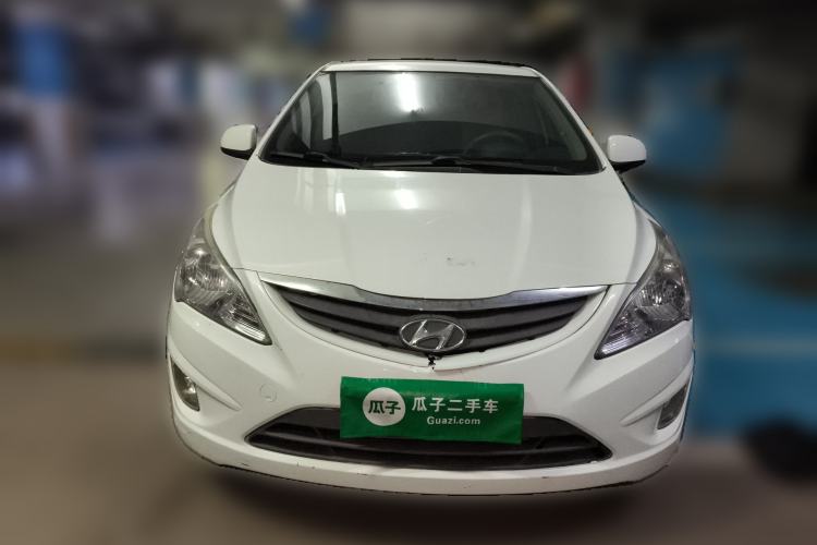 Used Hyundai Verna (older generation) 2010 Sedan 1.4L Manual Comfort GS Front