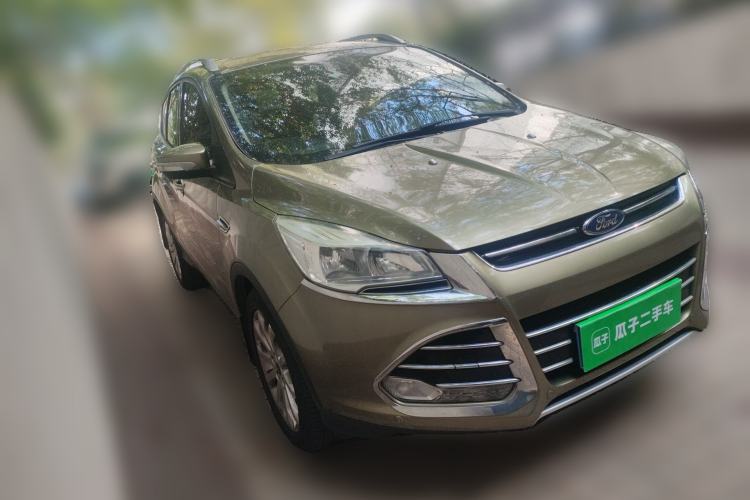 Used Ford Kuga 2013 1.6L GTDi 4x4 Elite Model Front Right 45 Deg