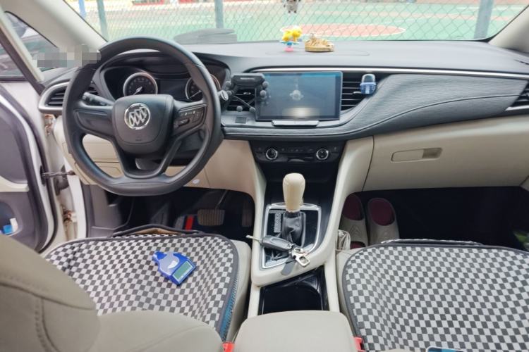 Used Buick GL6 2018 18T 5-Seater Elite Version Center Console