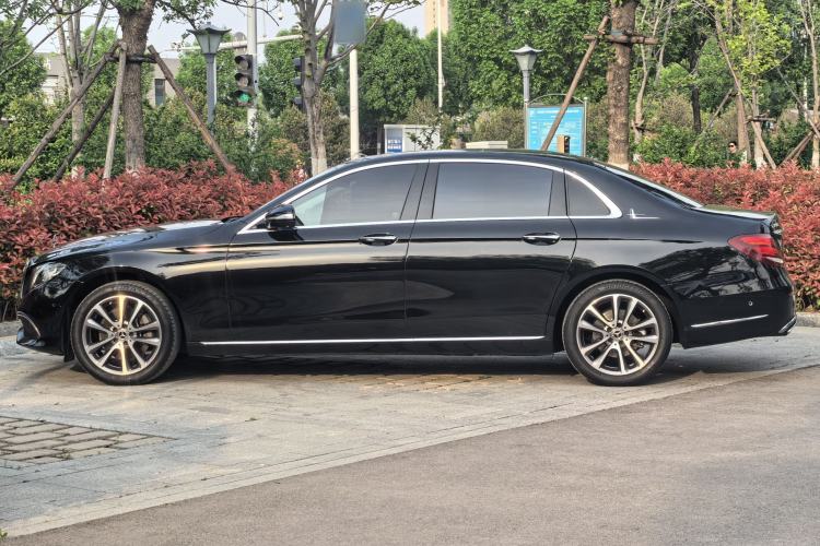 Used Mercedes-Benz E-Class 2019 E 260 L Exterior 4