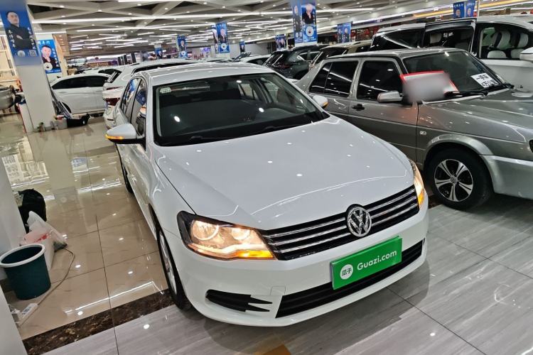 Used Volkswagen Bora 2014 1.6L Automatic Fashion Model