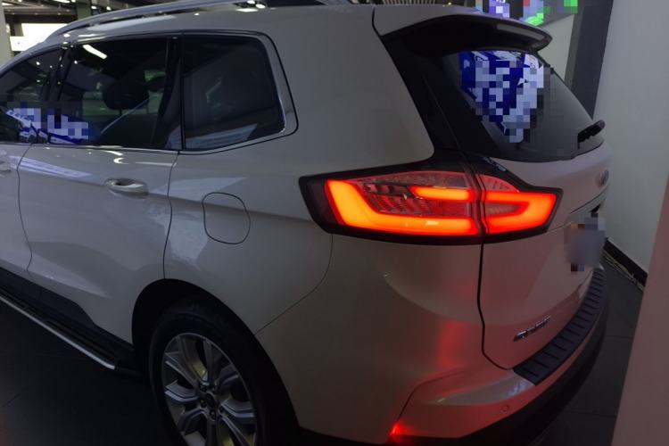 Used Ford Edge 2020 EcoBoost 245 Two-Wheel-Drive Platinum Edition 7-Seater